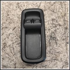 Immagine di Comandi Alzavetri Anteriore Sinistro FORD Fiesta VI 1547740