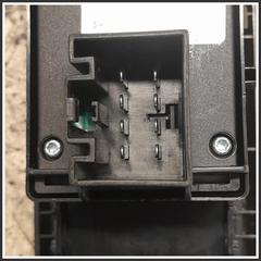 Immagine di Comandi Alzavetri Anteriore Sinistro FORD Fiesta VI 1547740