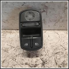 Immagine di Comandi Alzavetri Anteriore Sinistro OPEL Corsa D 13258521
