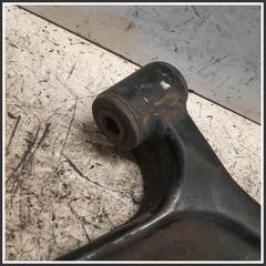 Immagine di Trapezio Anteriore Braccio Braccetto Trasversale Anteriore Destro TOYOTA Yaris (France ) I 4806809030 