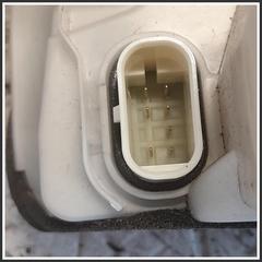 Immagine di Serratura Posteriore Sinistro TESLA MODEL Y 150067491B 
