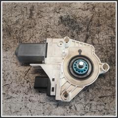 Immagine di Alzavetro Posteriore Destro TESLA MODEL Y 200548700A A14248112