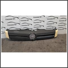 Immagine di Griglia Cofano Inferiore Paraurti Centrale FIAT Panda II 735363745 735353899
