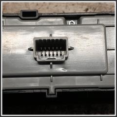 Immagine di Comandi Multifunzionali Anteriore Centrale MG ZS II 10703154