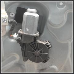 Immagine di Alzacristallo Elettrico Anteriore Destro NISSAN Qashqai I 80770JD00A