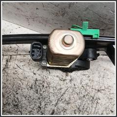 Immagine di Alzacristallo Elettrico Anteriore Sinistro FIAT Punto II 51764550