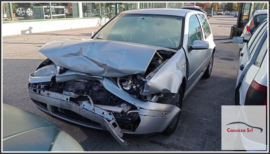 Immagine di VOLKSWAGEN Golf IV 1.6, 16v. 1J1 BCB 77Kw Berlina, 5 p. 2001-11 - 2003-09