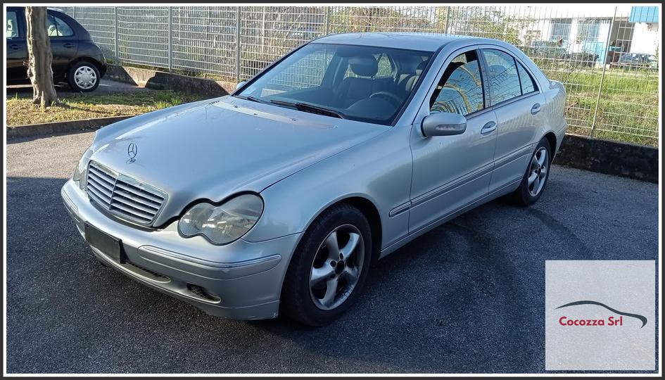 Immagine di MERCEDES Classe C W203 C220 2.2 CDi, 16v. 203006 611962 105Kw Berlina, 4 p. 2000-06 - 2003-07