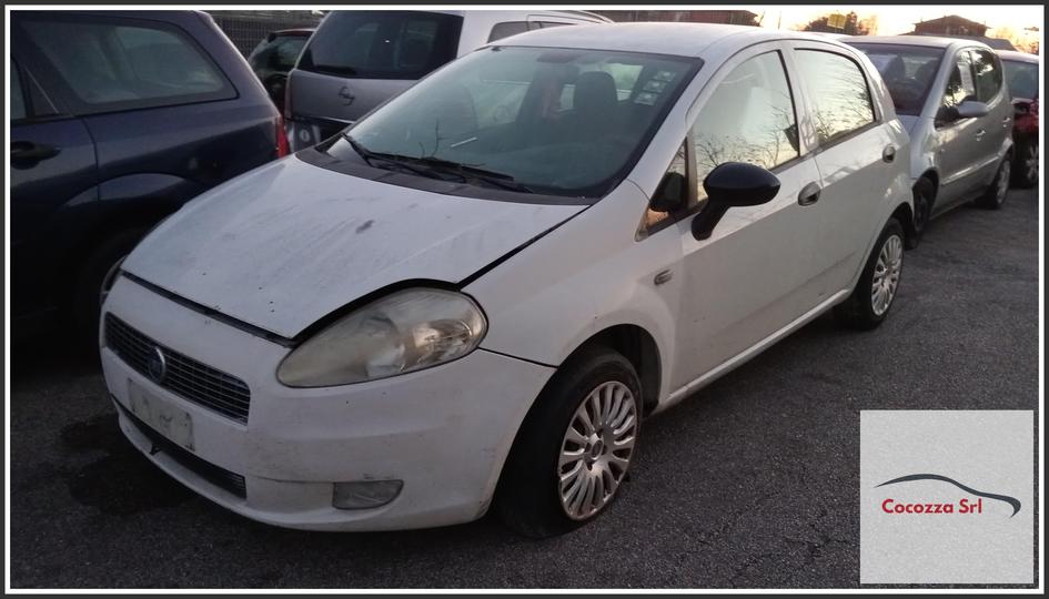 Immagine di FIAT GRANDE PUNTO VAN (4C) (dal 05/08 al 09/09) 1.3 MJT (55Kw) 4 p.ti Ber 3p/d/1248cc
