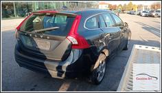 Immagine di VOLVO V60 I 2.0 D3 TDi, 20v. FW D5204T3 120Kw Station Wagon, 5 p. 2011-06 - 2013-09