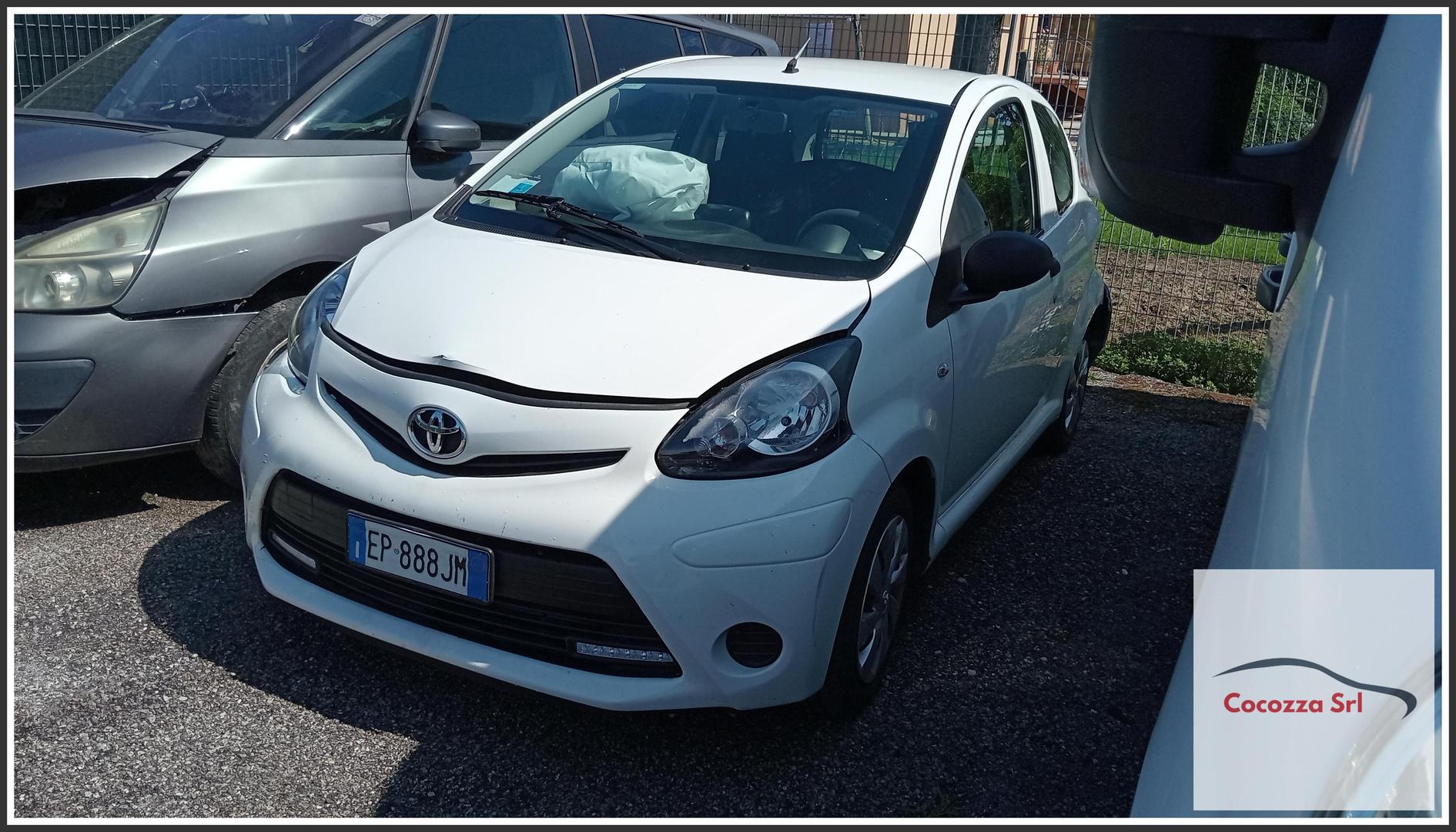 Immagine di TOYOTA AYGO 1a Serie (dal 04/05) 1.0 12V VVT-i Ber. 3p/b/998cc del 1900