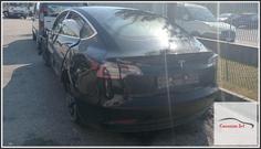 Immagine di TESLA MODEL 3 Standard Range Plus (192 kWp), 0v. 5YJ04 3D1 88Kw Berlina, 4 p. 2017-07