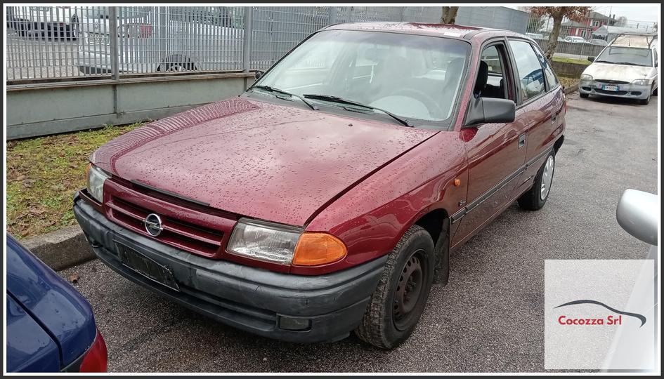 Immagine di OPEL ASTRA (T92) (dal 09/91 al 10/98) 1.4 (60Kw) Ber. 5p/b/1389cc