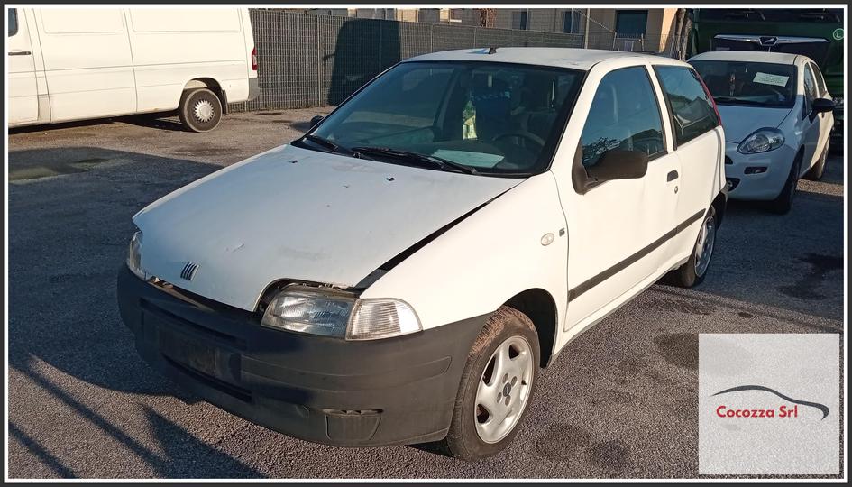 Immagine di FIAT PUNTO 1a Serie (dal 11/93 al 10/99) 55 6 speed Ber. 3p/b/1108cc